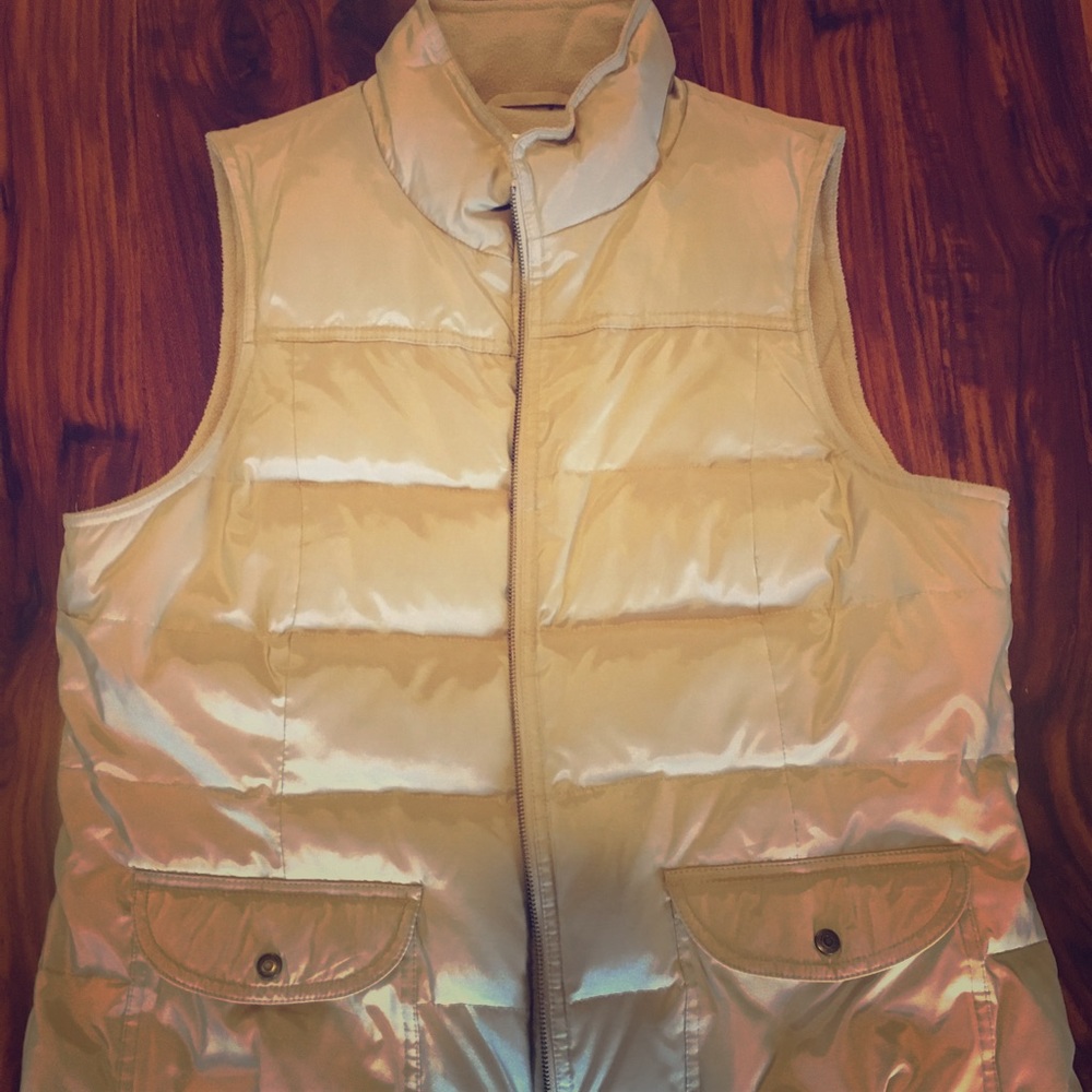 Beautiful Cream/Taupe Loft Puffer Vest